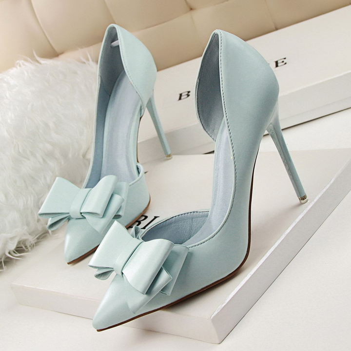 Vienna Bow-Tie Heels